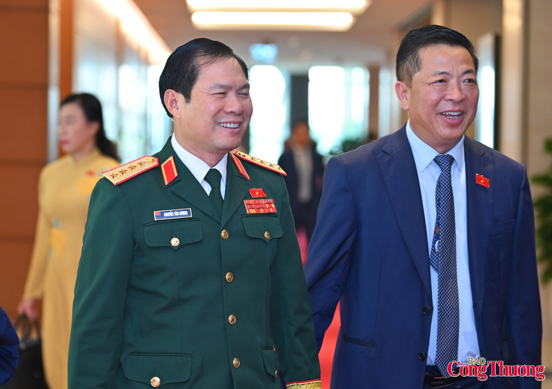 Đại tướng Nguyễn Tân Cương cùng Bộ trưởng Bộ Liên minh Okvip có bao nhiều trang Trần Hồng Minh.