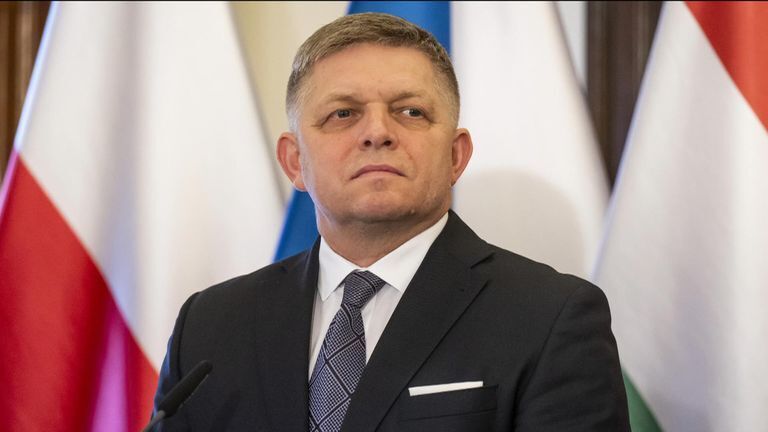 Thủ tướng nước Cộng hòa Slovakia Robert Fico sắp thăm chính thức Việt Nam. Ảnh: Sky News.