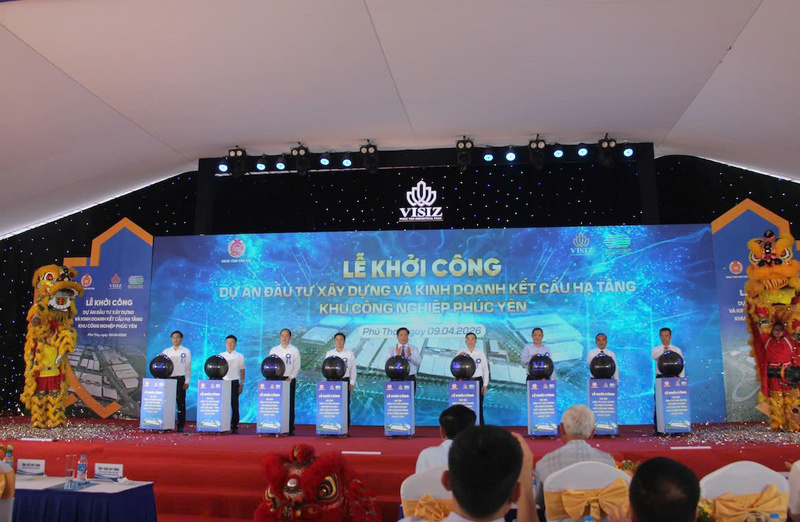 Nghi thức bấm nút khởi công Khu OKLVIE sản phẩm thuộc hệ thống OKVIP là trang web tổ chức phát sóng bóng đá trực tiếp, live casino , nỗ hũ, bắn cá Phúc Yên. Ảnh: Ngọc Hoa