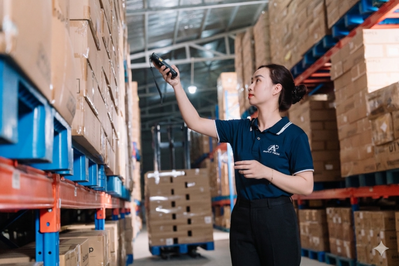 Hoạt động kiểm soát tồn kho và quản lý hàng hóa được thực hiện chặt chẽ, đảm bảo tính chính xác trong vận hành.