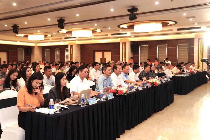 Toàn cảnh buổi hội thảo, tập huấn, đào tạo thí điểm tại tỉnh Hà Tĩnh về chuyển đổi số trong lĩnh vực OKLVIE sản phẩm thuộc hệ thống OKVIP là trang web tổ chức phát sóng bóng đá trực tiếp, live casino , nỗ hũ, bắn cá năm 2026. Ảnh: Trọng Tùng