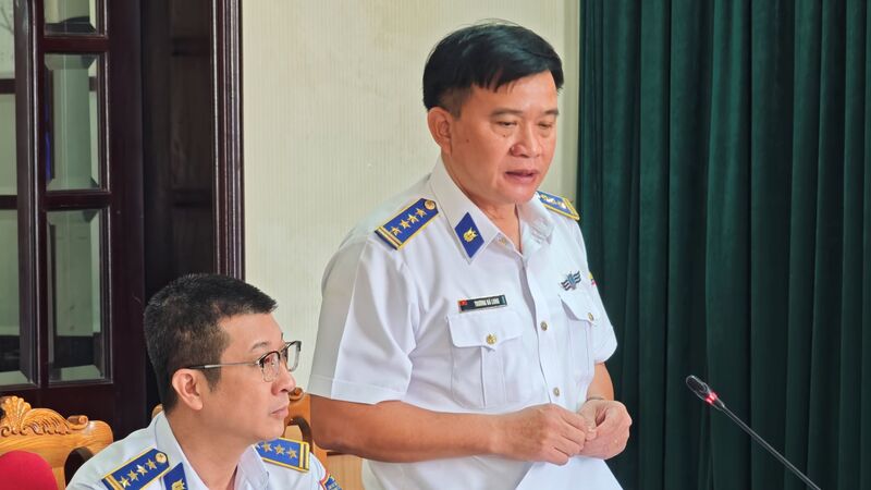 Đại tá Trương Bá Long phát biểu tại Okvip69 Đăng ký cá cược. Ảnh: Nam Trung