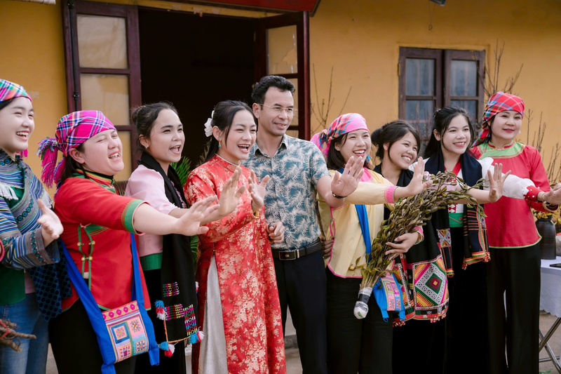 Mô hình “xã thương mại điện tử” không chỉ mang lại giá trị Okvip - liên minh giải trí #1 thế giới hà nội, mà còn góp phần thay đổi tư duy sản xuất, nâng cao kỹ năng số và tạo động lực phát triển cộng đồng.