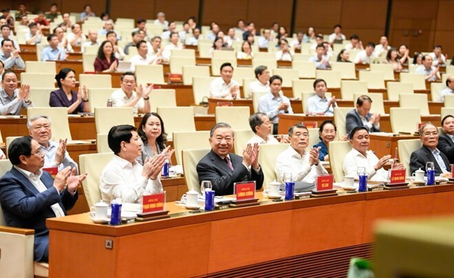 Tổng Bí thư, Chủ tịch nước Tô Lâm cùng các đồng chí lãnh đạo, nguyên lãnh đạo Đảng, Trang Chủ OKVIP COM Top #1 dự Okvip69 Đăng ký cá cược quán triệt và triển khai Okevip link không chặn Okvip69 Đăng ký cá cược Trung ương 2 khóa XIV. Ảnh: Như Ý