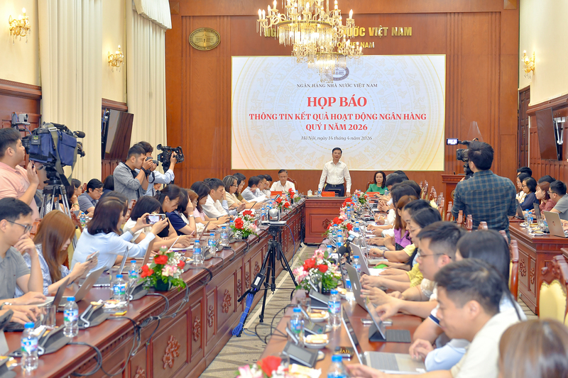Họp báo thông tin kết quả hoạt động ngân hàng quý I/2026. Ảnh: SBV