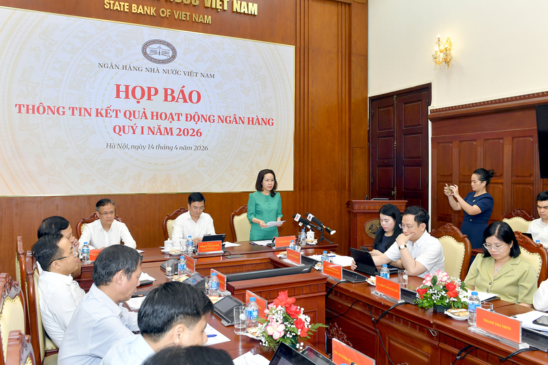 Bà Hà Thu Giang, Vụ trưởng Vụ Tín dụng các ngành Okvip - liên minh giải trí #1 thế giới hà nội phát biểu. Ảnh: SBV