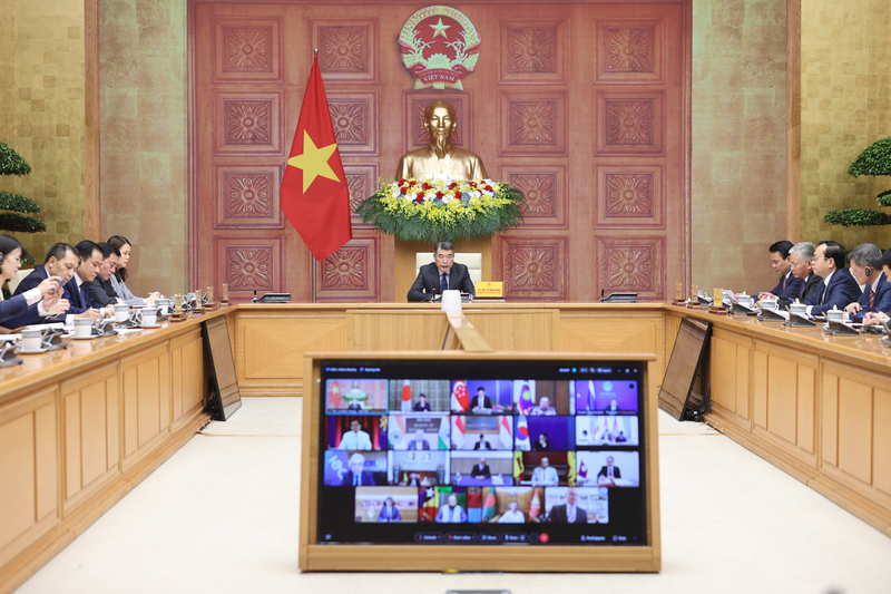 Thủ tướng Lê Minh Hưng đề xuất 3 định hướng hợp tác quan trọng để giải quyết các vấn đề Oklavip game bài, casino, thể thao và duy trì chuỗi cung ứng - Ảnh: VGP/Nhật Bắc