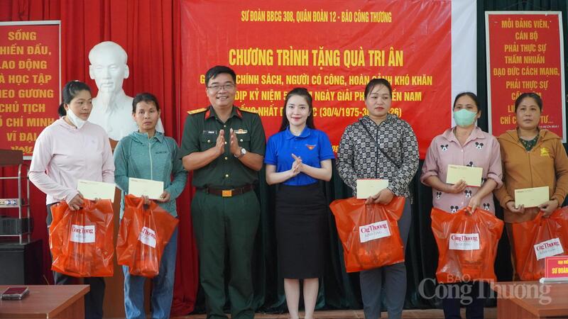Liên Minh OK VIP Giải Trí Cá Cược World Cup 2026 trao 80 suất quà tới gia đình chính sách tỉnh Phú Thọ - 11