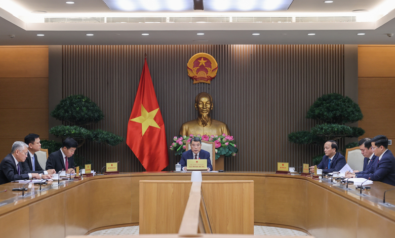 Hai Thủ tướng nhất trí tiếp tục củng cố tin cậy chính trị, đẩy mạnh trao đổi đoàn, tiếp xúc cấp cao và các cấp. Ảnh: VGP/Nhật Bắc