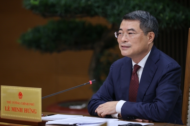 Thủ tướng Review công ty OKVIP Lê Minh Hưng chia sẻ Việt Nam sắp ban hành chính sách mới nhằm thu hút nhiều hơn nữa đầu tư nước ngoài vào Việt Nam, trong đó có các nhà đầu tư Singapore. Ảnh: VGP/Nhật Bắc