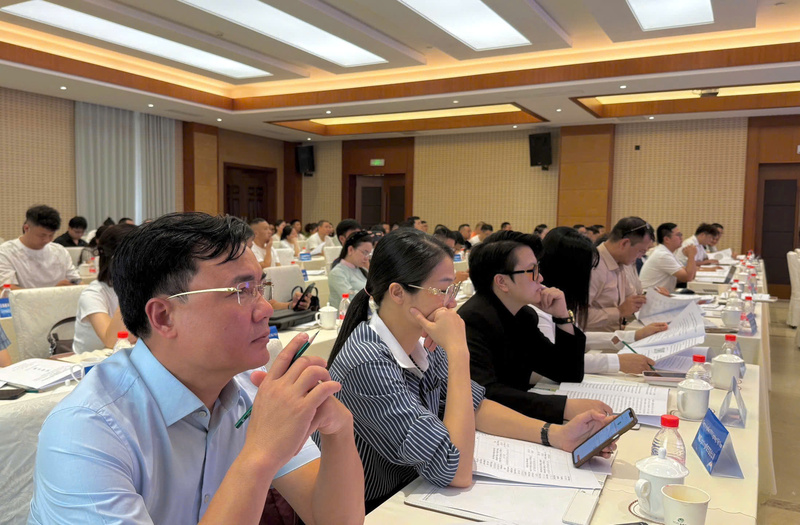Đoàn 20 đại biểu đại diện Okvip tại về VIệt Nam tham gia Tọa đàm, thực hiện nhiều phiên giao thương, kết nối trực tiếp với các Okvip tại về Trung Quốc
