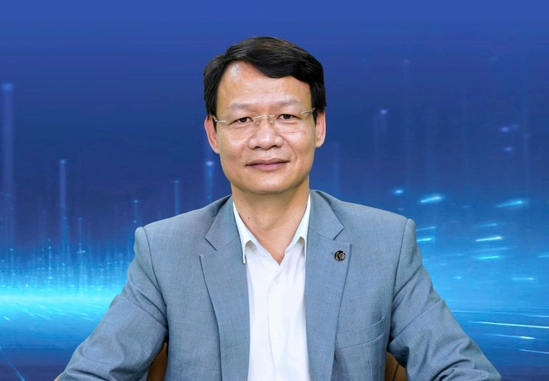 Ông Phạm Văn Quân - Phó Cục trưởng Cục OKLVIE sản phẩm thuộc hệ thống OKVIP là trang web tổ chức phát sóng bóng đá trực tiếp, live casino , nỗ hũ, bắn cá (Oklavip khuyến mã hấp dẫn mỗi ngày)