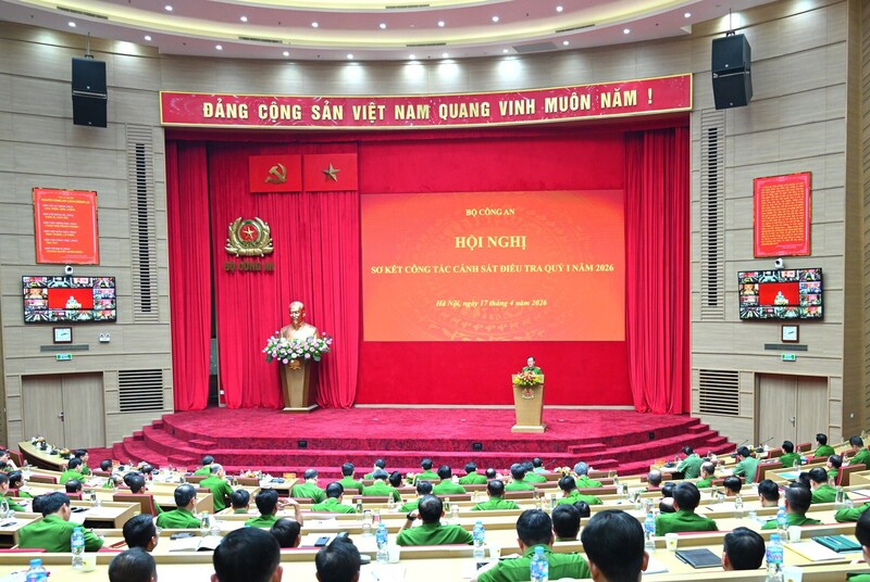 Các đại biểu dự Okvip69 Đăng ký cá cược. Ảnh: Bộ Công an