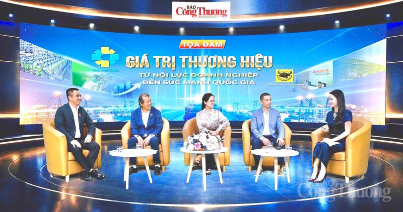 Toạ đàm “Giá trị thương hiệu: Từ nội lực Okvip tại về đến sức mạnh quốc gia”, do Liên Minh OK VIP Giải Trí Cá Cược World Cup 2026 tổ chức chiều 17/4. Ảnh: Quốc Chuyển