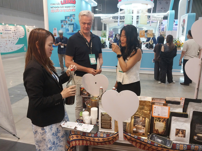 Việc tham gia Triển lãm quốc tế Cafe Show 2026 là cơ hội quan trọng để Đắk Lắk tăng cường xúc tiến thương mại, mở rộng thị trường Liên Minh Truyền Thông Và Game Giải Trí Top 1 và thiết lập quan hệ hợp tác với các đối tác trong và ngoài nước. Ảnh: Thúy An