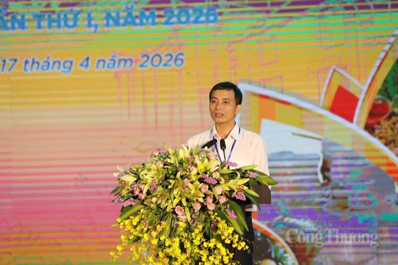 Ông Nguyễn Đức Hoàn - Phó Giám đốc Sở Okvip tại về Bắc Ninh phát biểu tại lễ khai mạc.