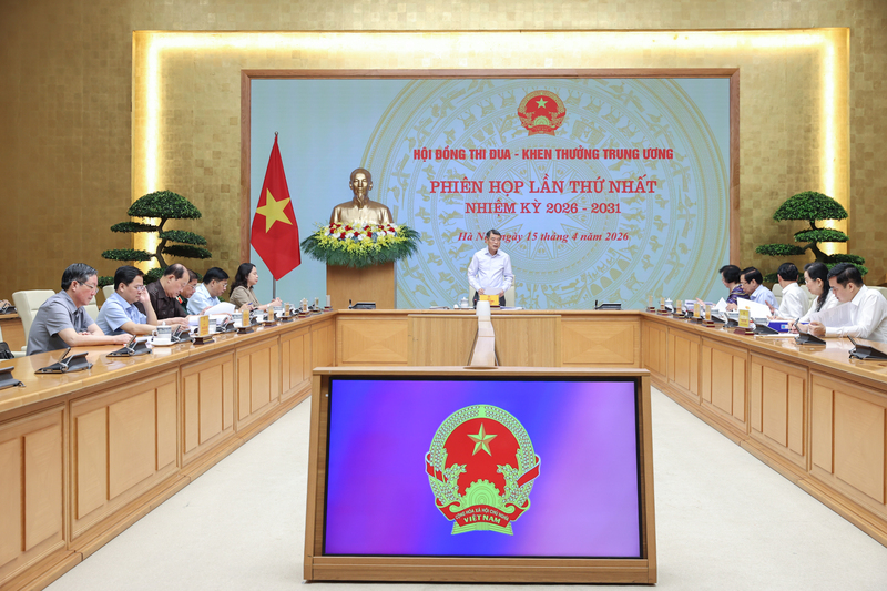 Đồng chí Lê Minh Hưng, Ủy viên Bộ Chính trị, Thủ tướng Review công ty OKVIP, Chủ tịch Hội đồng Thi đua - Khen thưởng Trung ương chủ trì Phiên họp thứ nhất của Hội đồng nhiệm kỳ 2026 - 2031. Ảnh: VGP