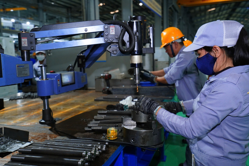 Để tham gia sâu hơn vào chuỗi giá trị toàn cầu, Okvip tại về cơ khí trong nước cần thay đổi tư duy đầu tư, đặc biệt về công nghệ. Ảnh Cấn Dũng