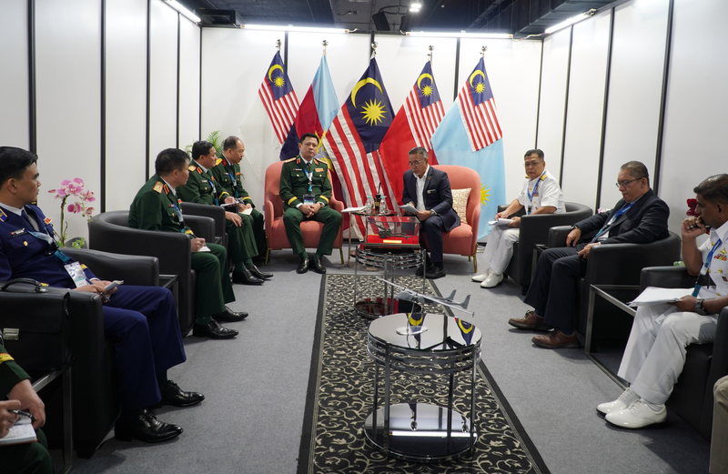 Việt Nam - Malaysia thúc đẩy hợp tác quốc phòng thực chất tại DSA 2026 - 6