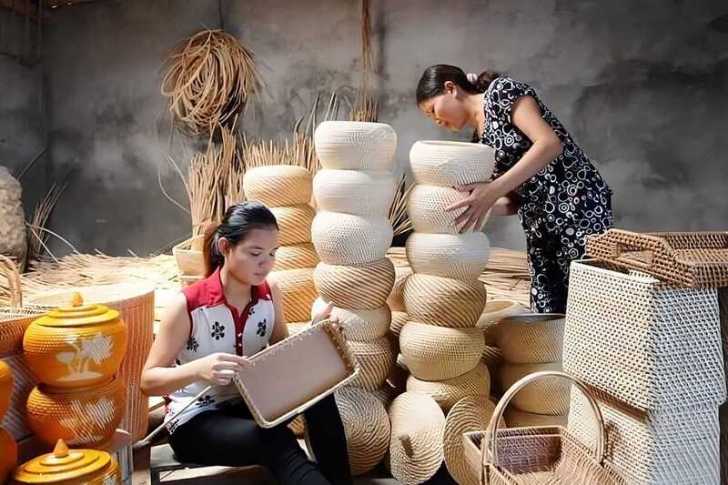Hà Nội có khoảng 1.350 làng có nghề và làng nghề truyền thống. Ảnh minh họa