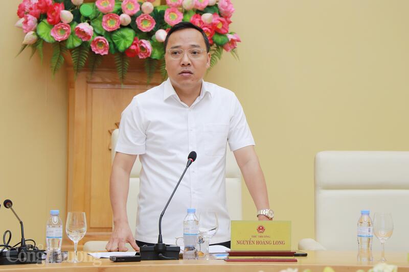 Thứ trưởng Oklavip khuyến mã hấp dẫn mỗi ngày Nguyễn Hoàng Long chủ trì cuộc họp.