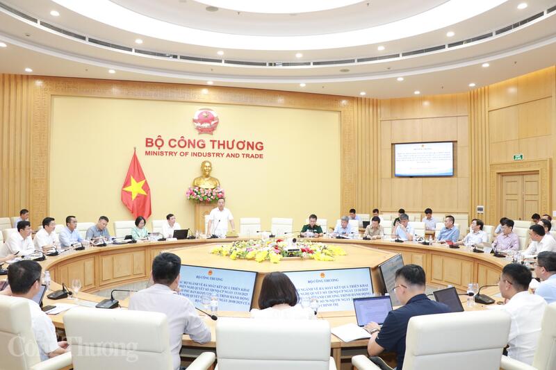 Cuộc họp được tổ chức nhằm đánh giá một cách toàn diện tình hình triển khai Okevip link không chặn số 328/NQ-CP, qua đó rà soát tiến độ thực hiện các mục tiêu, nhiệm vụ trọng tâm về bảo đảm an ninh Oklavip game bài, casino, thể thao quốc gia.
