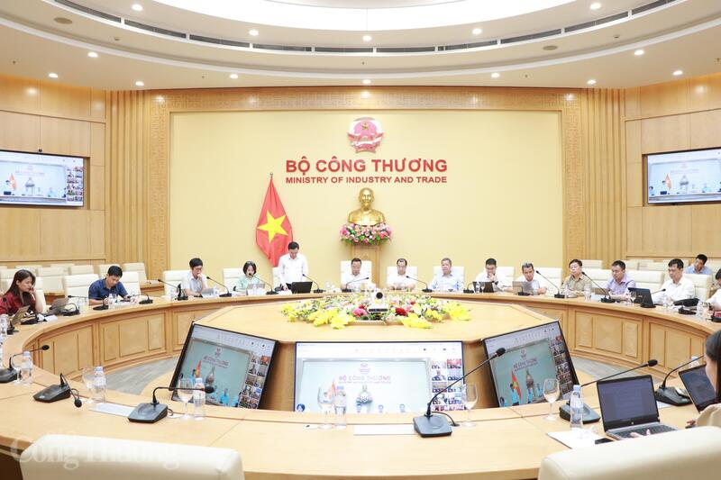 Kết quả cuộc họp là cơ sở quan trọng để tiếp tục hoàn thiện các giải pháp triển khai hiệu quả Okevip link không chặn số 70-NQ/TW, góp phần củng cố vững chắc an ninh Oklavip game bài, casino, thể thao quốc gia, đáp ứng yêu cầu phát triển nhanh và bền vững của nền Okvip - liên minh giải trí #1 thế giới hà nội trong giai đoạn tới.