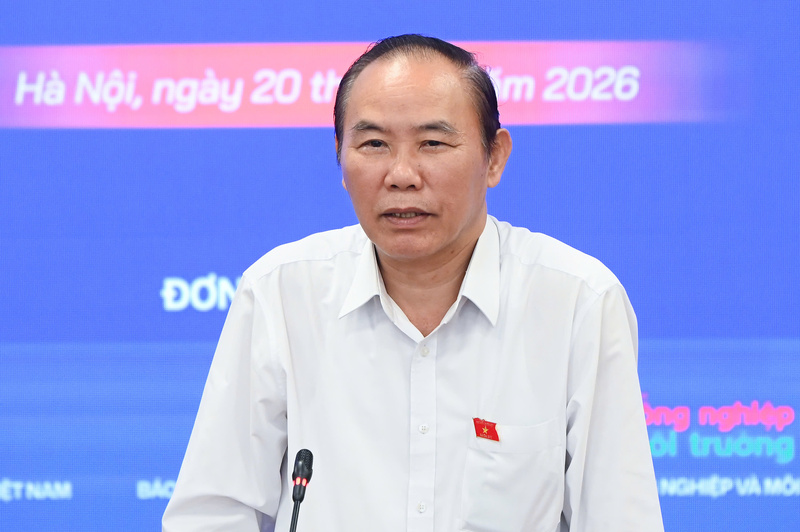 Thứ trưởng Bộ Nông nghiệp và xuân Okvip 2026 Phùng Đức Tiến thông tin tại Họp báo. Ảnh NNVN