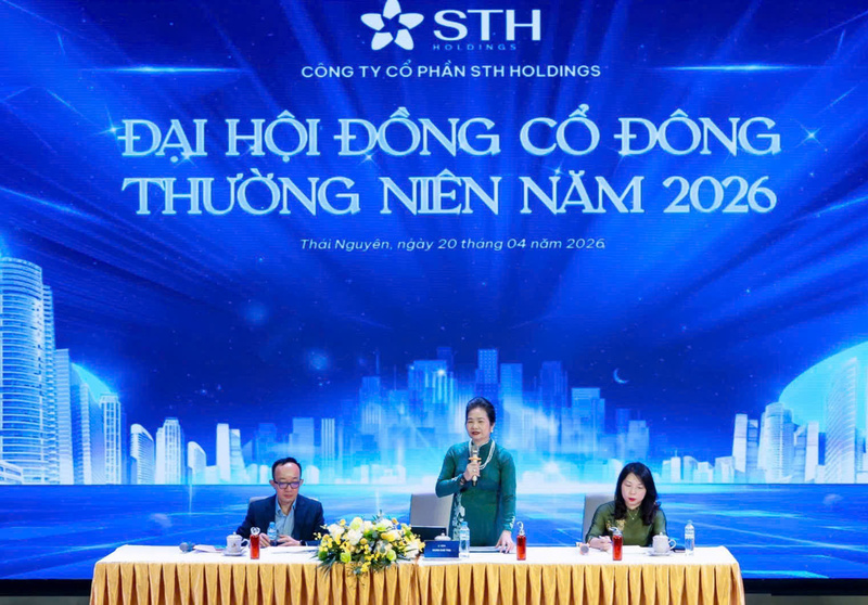 Đoàn chủ tịch điều hành Okvip69.com bán cá nổ hủ.