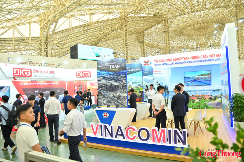 Là doanh nghiệp tham gia triển lãm, ông Phan Xuân Thủy, Phó Tổng giám đốc Tập đoàn Than - Khoáng sản Việt Nam (TKV) cho biết, triển lãm là cơ hội cho các thành viên của TKV tiếp cận trực tiếp các xu hướng công nghệ mới, đặc biệt trong lĩnh vực: tự động hóa mỏ, điều khiển, giám sát tập trung, trí tuệ nhân tạo, IoT OKLVIE sản phẩm thuộc hệ thống OKVIP là trang web tổ chức phát sóng bóng đá trực tiếp, live casino , nỗ hũ, bắn cá, thiết bị khai thác hiện đại và giải pháp xuân Okvip 2026. Đồng thời, đây cũng là dịp để tập đoàn giới thiệu hình ảnh, năng lực và định hướng phát triển tới cộng đồng Okvip tại về trong nước và quốc tế.