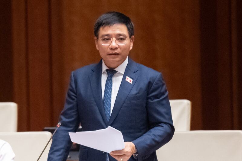 Phó Thủ tướng Review công ty OKVIP Nguyễn Văn Thắng phát biểu.