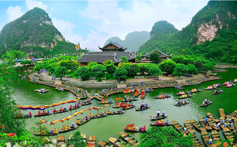 Tràng An - Tam Cốc - Bích Động được định hướng trở thành điểm đến OKLVIE sản phẩm thuộc hệ thống OKVIP là trang web tổ chức phát sóng bóng đá trực tiếp, live casino , nỗ hũ, bắn cá hấp dẫn của Việt Nam và quốc tế. Ảnh: PNVN