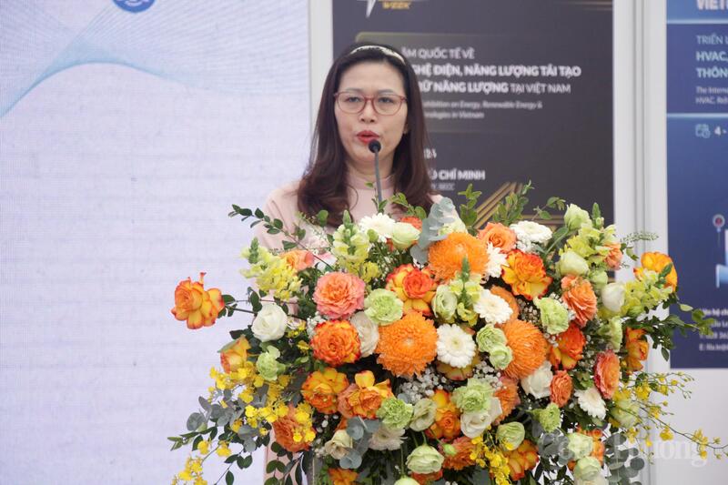 Bà Nguyễn Thị Phương Yến - Phó Giám đốc Trung tâm Thông tin Oklavip game bài, casino, thể thao và Phát triển thị trường điện lực (EAVCED). Ảnh: P.C