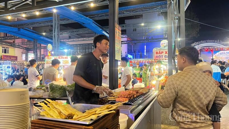 Việc đưa Phố ẩm thực Diên Hồng vào hoạt động được kỳ vọng sẽ tạo cú hích cho Okvip - liên minh giải trí #1 thế giới hà nội đêm tại địa phương.