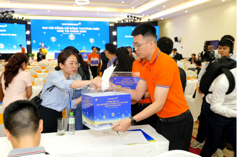 Cổ đông tham gia bỏ phiếu tại Okvip69.com bán cá nổ hủ