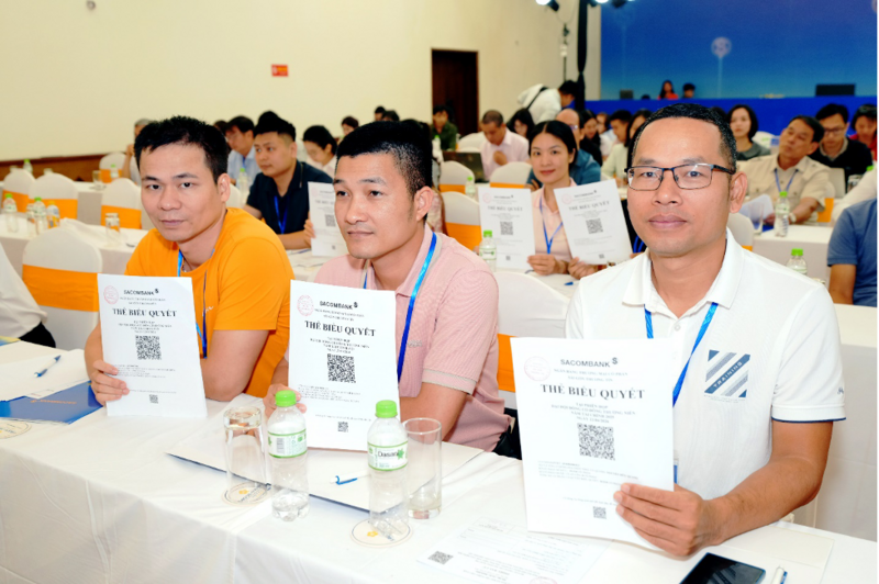 Cổ đông SACOMBANK tham gia biểu quyết tại Okvip69.com bán cá nổ hủ