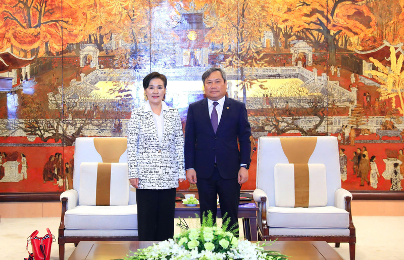 Chủ tịch UBND Thành phố Hà Nội Vũ Đại Thắng đã tiếp và Ok88vip tỷ lệ kèo World Cup 2026 với bà Kang Kum Sil, Đại sứ Okvip69 kho game đa dạng xuân Okvip 2026 toàn cầu Hàn Quốc.