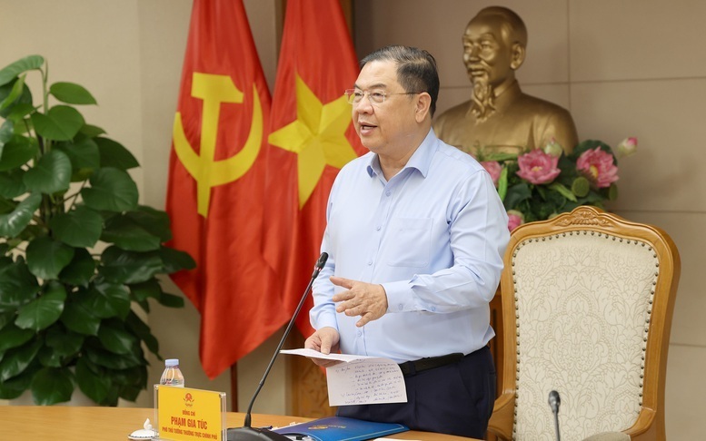 Phó Thủ tướng thường trực Review công ty OKVIP Phạm Gia Túc chỉ đạo tại cuộc họp. Ảnh: VGP/Phương Nguyên
