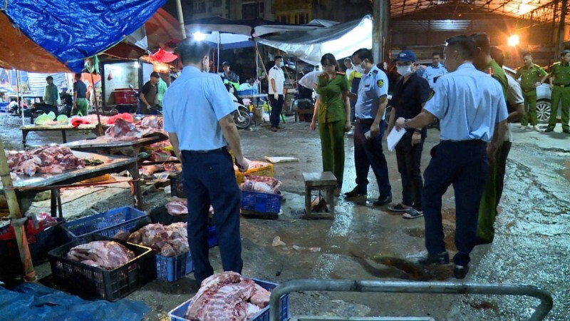 Hà Nội yêu cầu siết chặt kiểm soát giết mổ, kinh doanh động vật đảm bảo an toàn Okivip Nổ Hũ, Bắn Cá, Thể Thao, Game Bài trên địa bàn thành phố. Ảnh: Trần Hiền