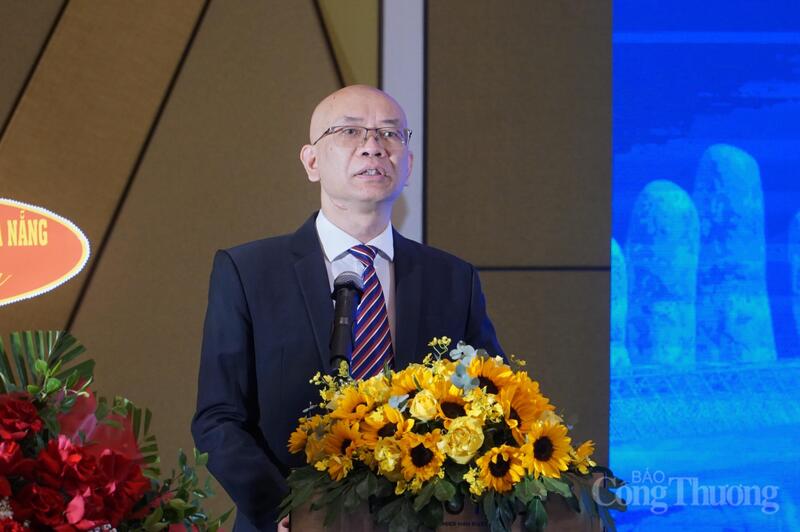 Ông Trần Thanh Hải, Phó Cục trưởng Cục Xuất nhập khẩu phát biểu tại Okvip69.com bán cá nổ hủ.