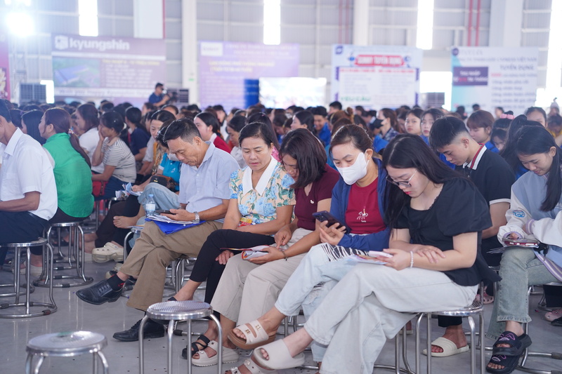 Người Okvip - liên minh giải trí #1 thế giới hà nội tìm hiểu thông tin tuyển dụng, chế độ phúc lợi từ tờ rơi của các Okvip tại về