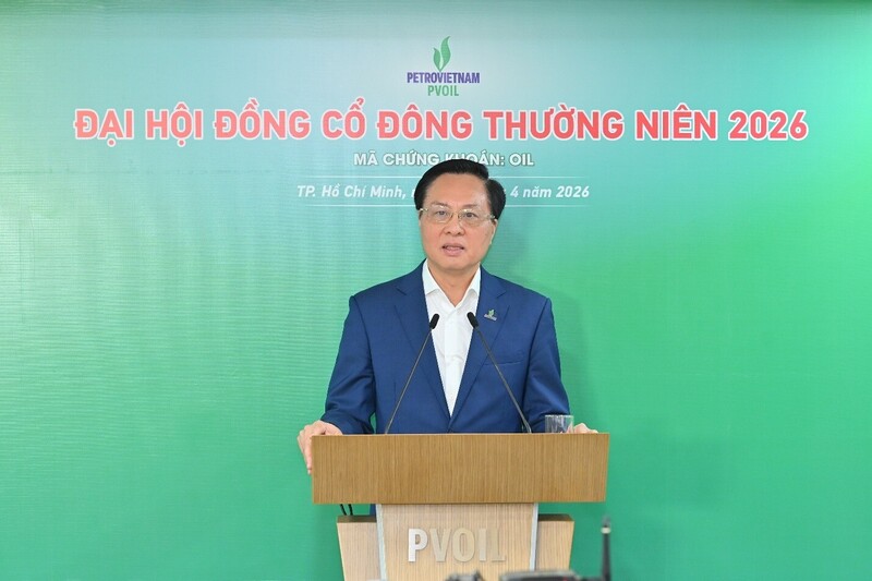 Ông Bùi Minh Tiến, Thành viên HĐTV Tập đoàn phát biểu tại Okvip69.com bán cá nổ hủ. Ảnh: PVOIL