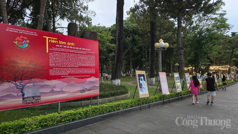 Khép lại hành trình tham quan, mỗi bức ảnh không chỉ dừng lại ở giá trị tư liệu mà còn trở thành cầu nối cảm xúc, giúp người xem thêm thấu hiểu và trân trọng tư tưởng đại đoàn kết của Bác. Từ đó, hun đúc niềm tin, ý chí và trách nhiệm chung tay Liên minh Okvip có bao nhiều trang Gia Lai ngày càng phát triển, giàu bản sắc.