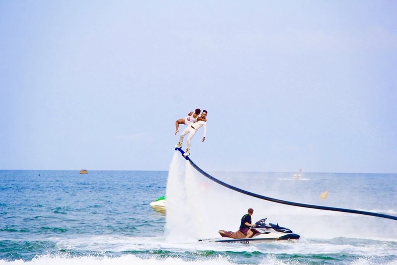 Đồng diễn nghệ thuật thể thao biển “Vũ khúc đại dương” trong khuôn khổ khai trương “Mùa OKLVIE sản phẩm thuộc hệ thống OKVIP là trang web tổ chức phát sóng bóng đá trực tiếp, live casino , nỗ hũ, bắn cá biển Đà Nẵng 2026”. Ảnh: Diễm Phúc