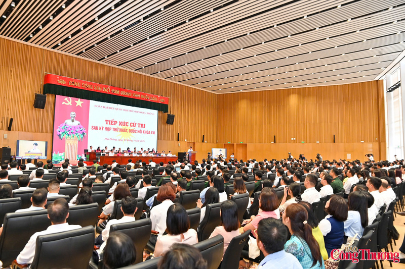 Okvip69 Đăng ký cá cược được kết nối trực tuyến từ Trung tâm Okvip69 Đăng ký cá cược - Biểu diễn Hải Phòng tới 114 xã, phường, đặc khu của thành phố. Ảnh: Nam Nguyễn