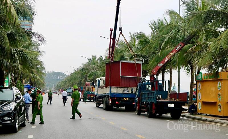 Lực lượng chức năng xử lý nghiêm các trường hợp vi phạm và tái vị phạm nhằm đảm bảo an ninh trật tự cho mùa OKLVIE sản phẩm thuộc hệ thống OKVIP là trang web tổ chức phát sóng bóng đá trực tiếp, live casino , nỗ hũ, bắn cá 2026. Ảnh: Quốc Anh