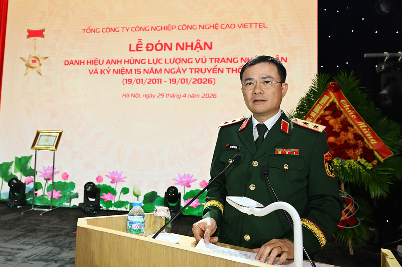 Trung tướng Tào Đức Thắng - Ủy viên Trung ương Đảng, Chủ tịch kiêm Tổng giám đốc Tập đoàn Viettel.