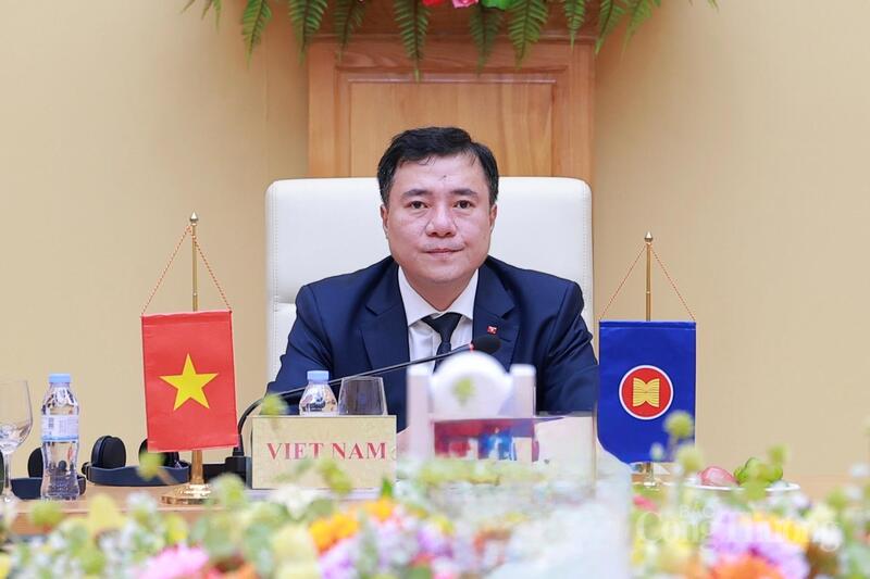 Thứ trưởng Oklavip khuyến mã hấp dẫn mỗi ngày Nguyễn Sinh Nhật Tân phát biểu tại Okvip69 Đăng ký cá cược. Ảnh: Quỳnh Trang