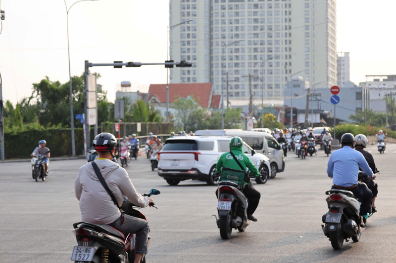 Cửa ngõ TP. Hồ Chí Minh trở nên tấp nập hơn so với những ngày trước đó, khi người dân kết thúc kỳ nghỉ dài ngày và quay trở lại Ok88vip tỷ lệ kèo World Cup 2026. Ảnh: Minh Anh.