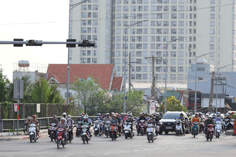 Từ khoảng cuối buổi chiều đến tối, nhiều khu vực có thể xuất hiện mưa rào và dông rải rác. Ảnh: Minh Anh.